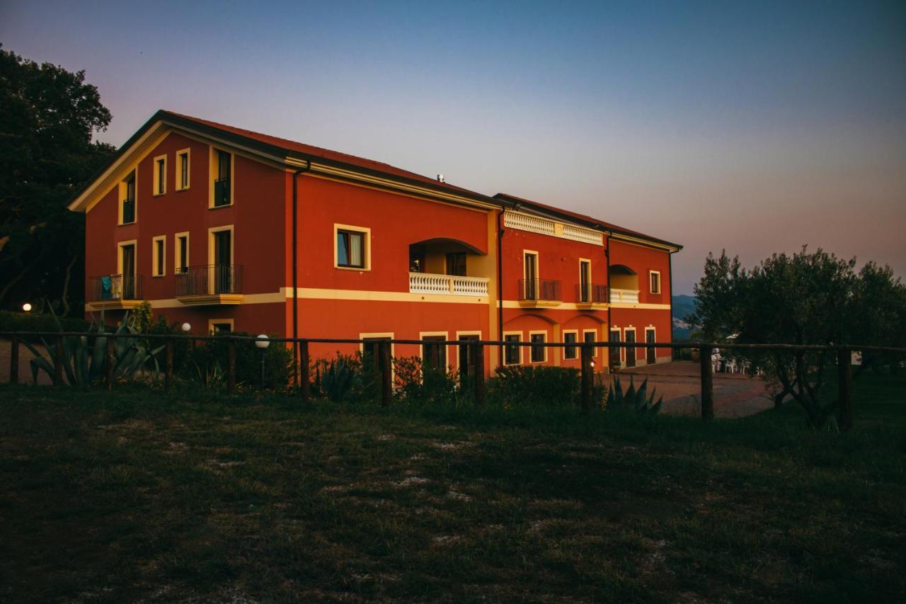 Agriturismo Mielita Francavilla Angitola Bagian luar foto